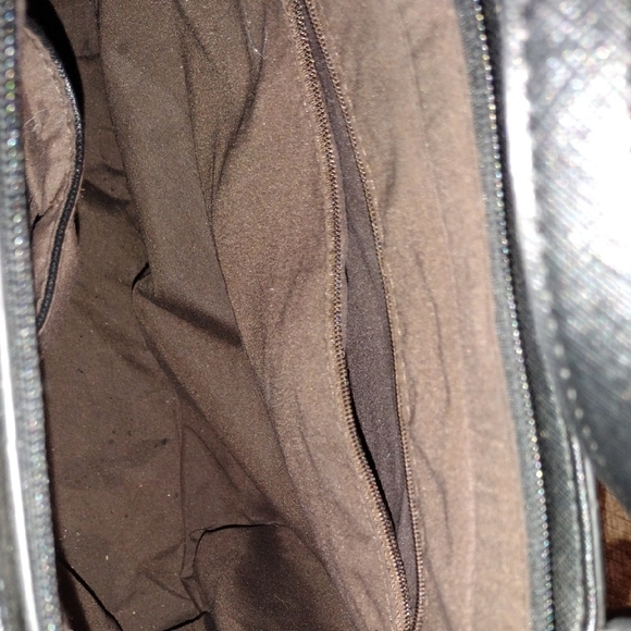 Black Tote Bag with Gold Bee Accent - Picture 4 of 16